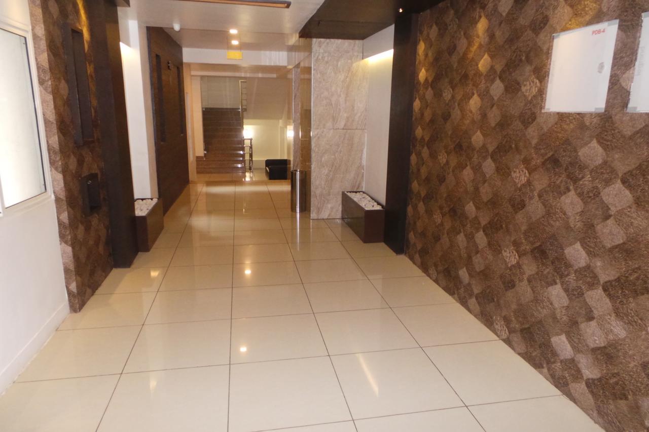 Готель Saas Residency Кожикоде Екстер'єр фото